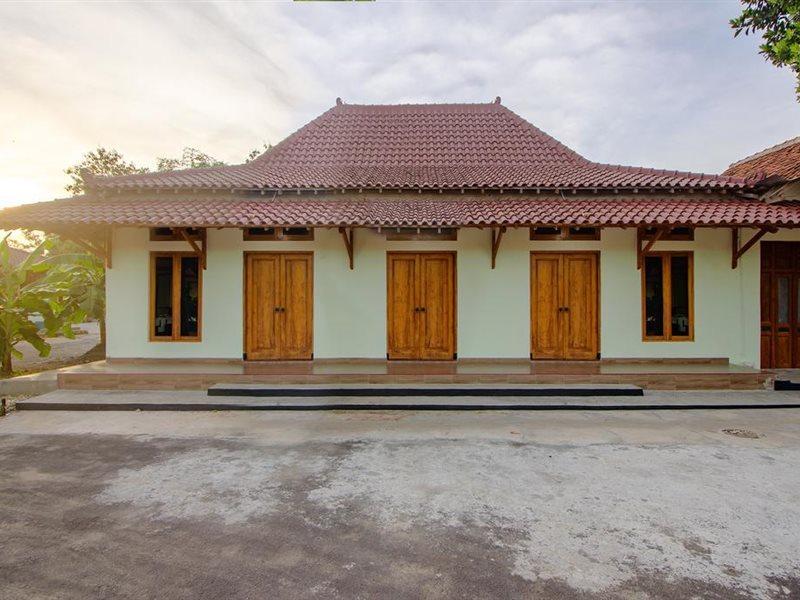 Reddoorz Syariah Near Alun Alun Wonosari Hotel Eksteriør billede