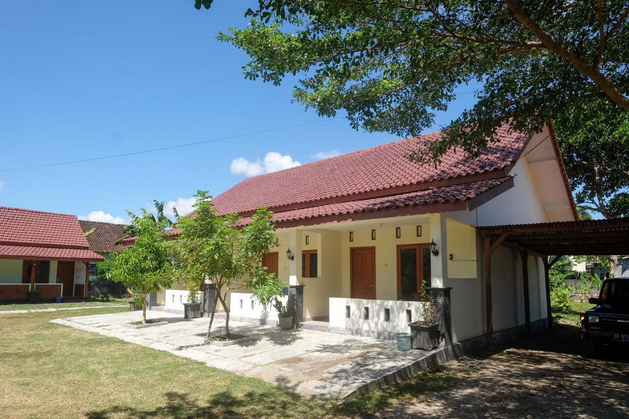 Reddoorz Syariah Near Alun Alun Wonosari Hotel Eksteriør billede
