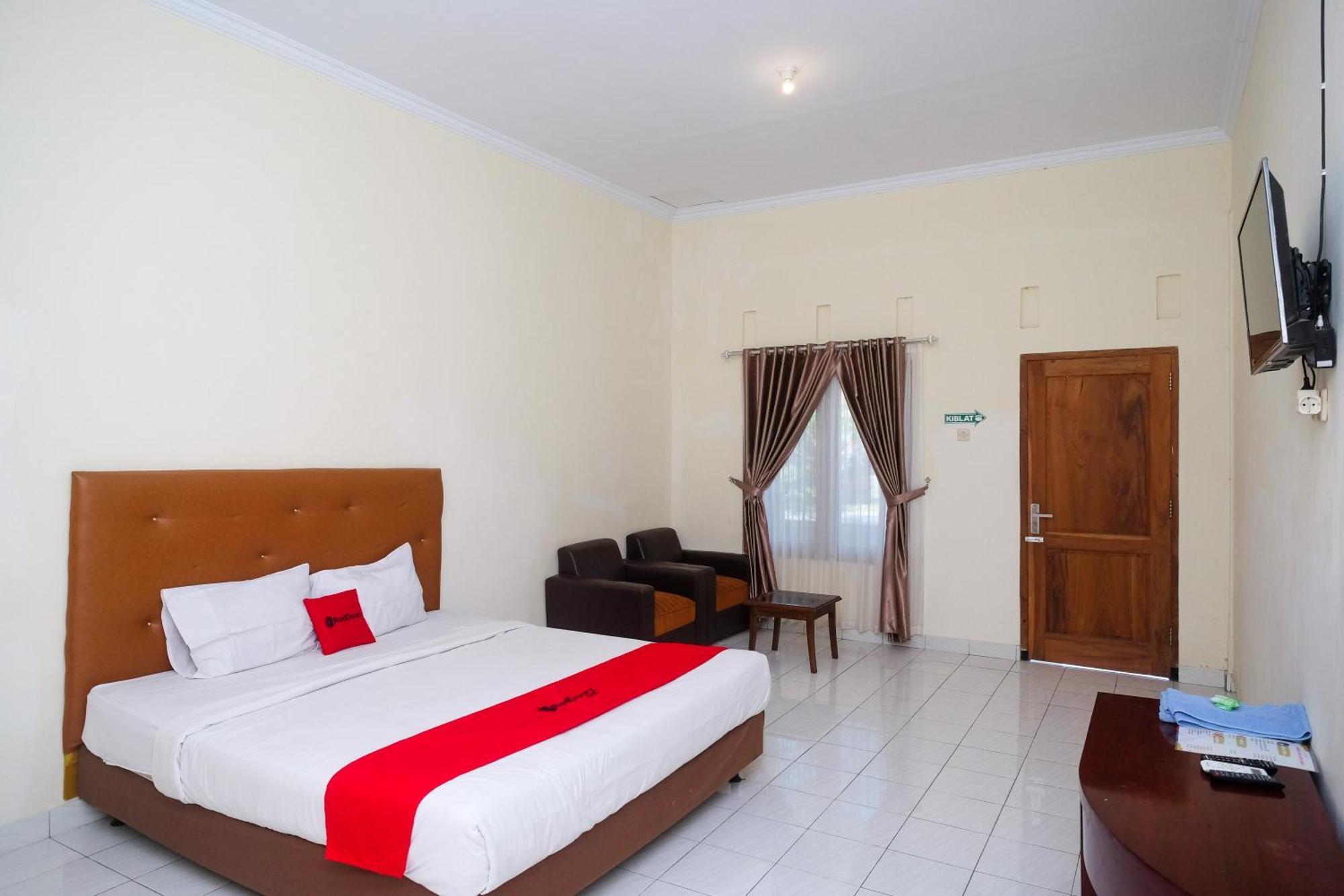 Reddoorz Syariah Near Alun Alun Wonosari Hotel Eksteriør billede