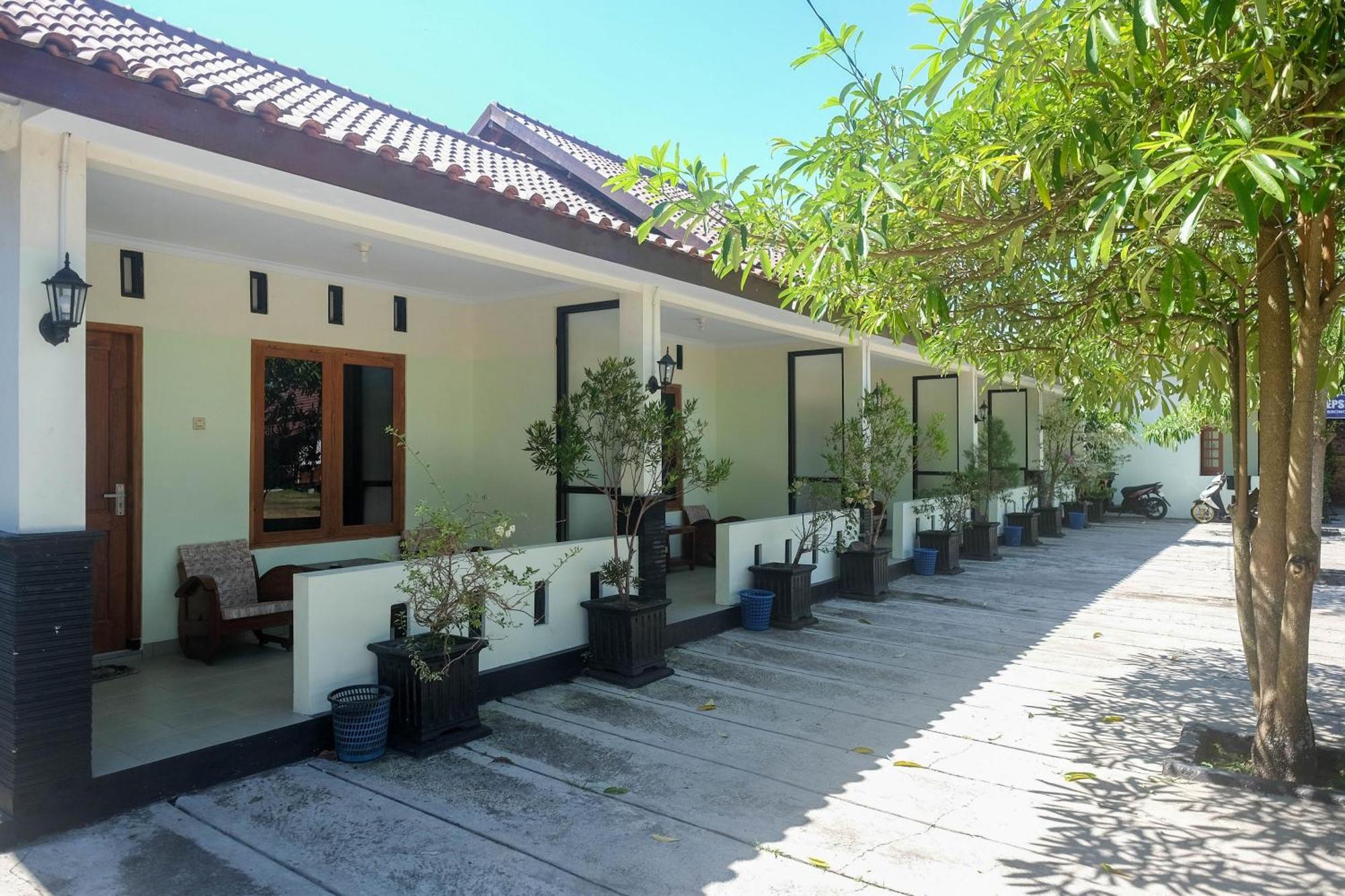 Reddoorz Syariah Near Alun Alun Wonosari Hotel Eksteriør billede